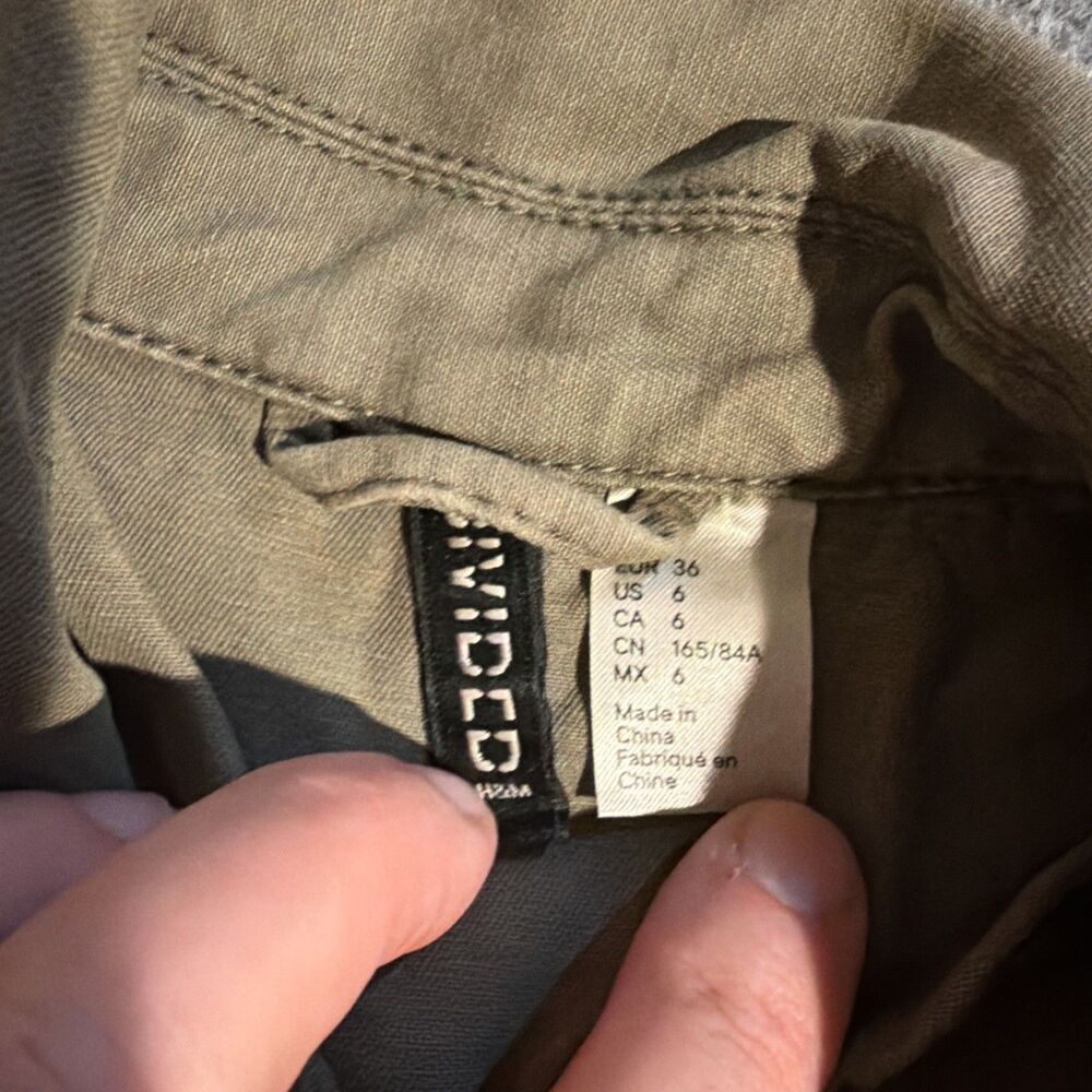 H&M Divided Jacket Women's Size 6 Green Button Front Military Themed Pockets - Picture 6 of 11